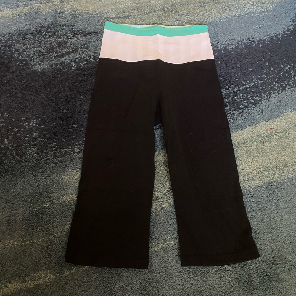 Lululemon reversible crop leggings